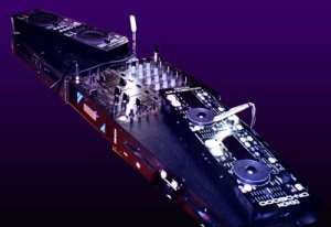 Mischpult, professionelel CD-Spieler, ...