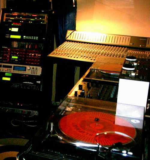 Equipment Producing / Turntables im Studio